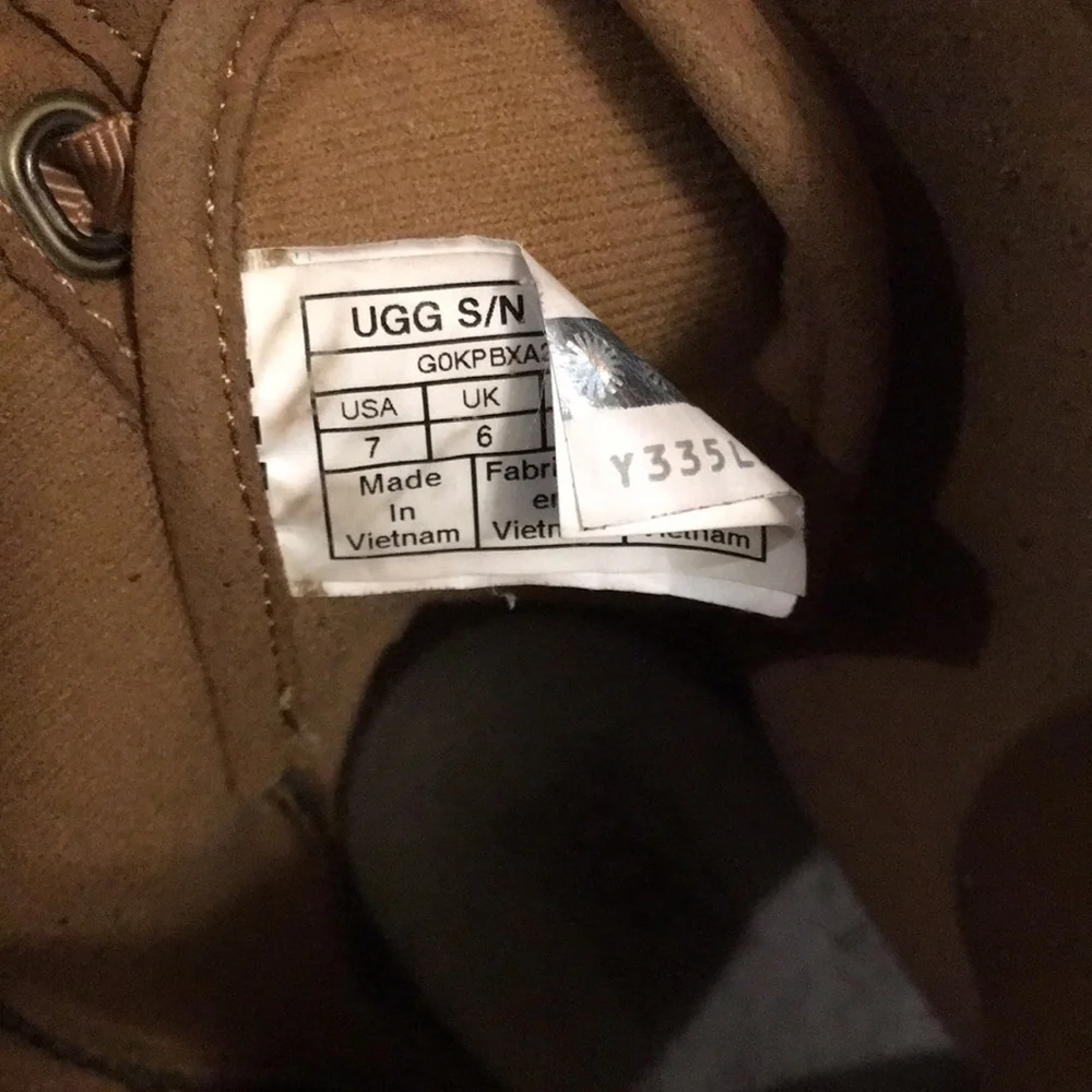 UGG toddler girl winter boots. Size- 7